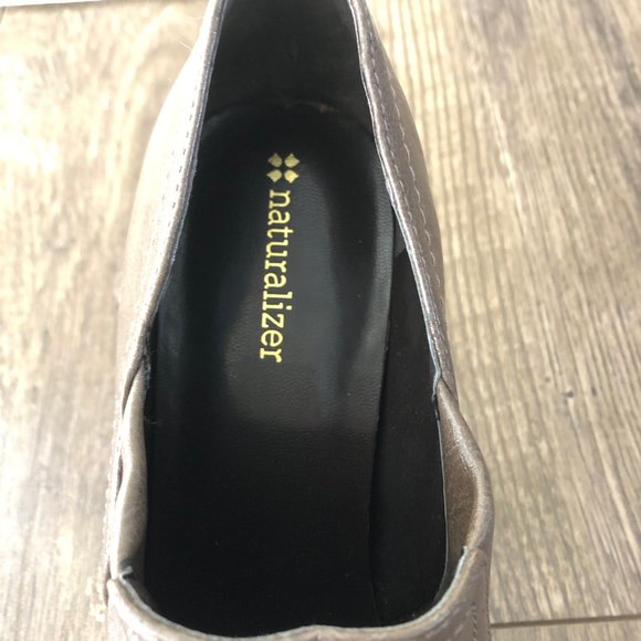 Naturalizer Yvonne Booties in Taupe - Picture 6 of 8